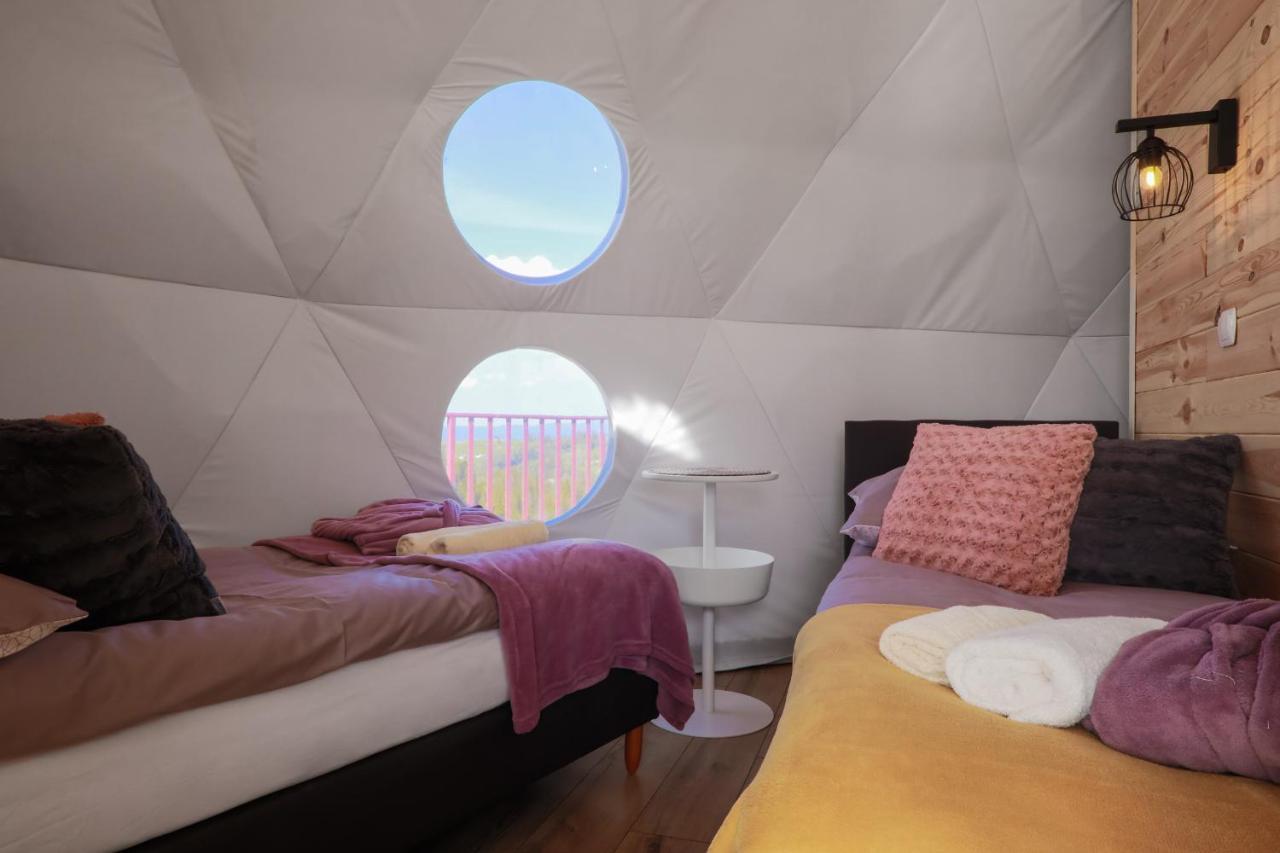 Bed and Breakfast Glamping Gliczarow Klapnioki Leśnica Esterno foto