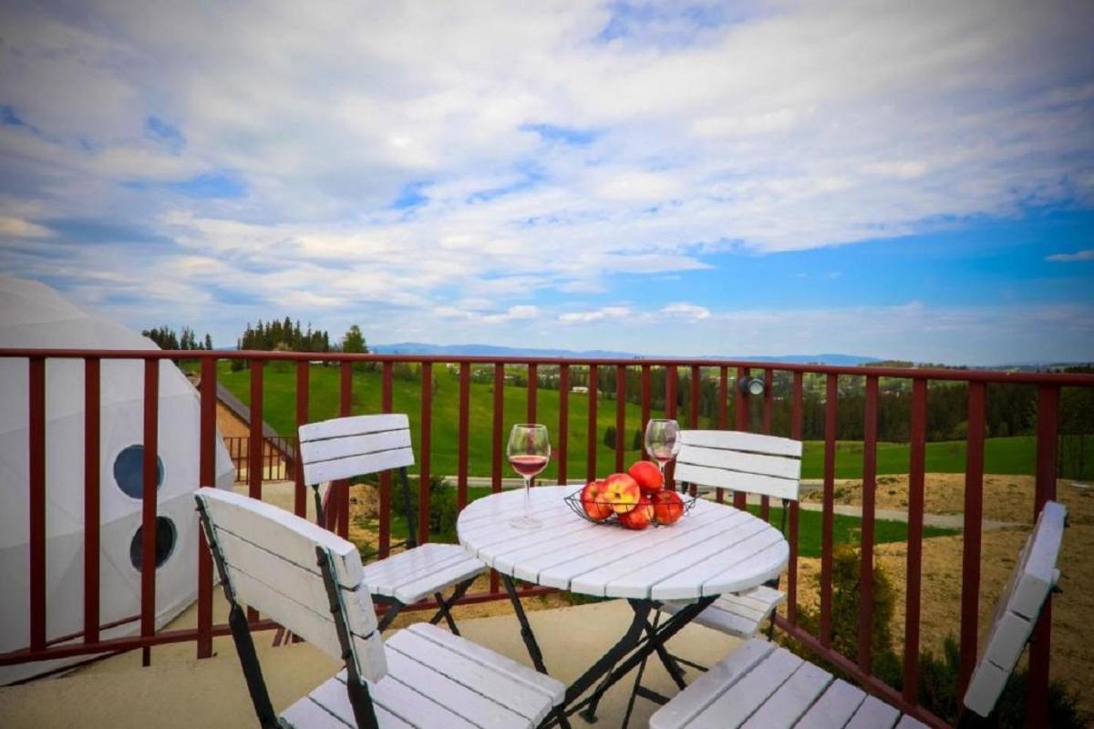 Bed and Breakfast Glamping Gliczarow Klapnioki Leśnica Esterno foto